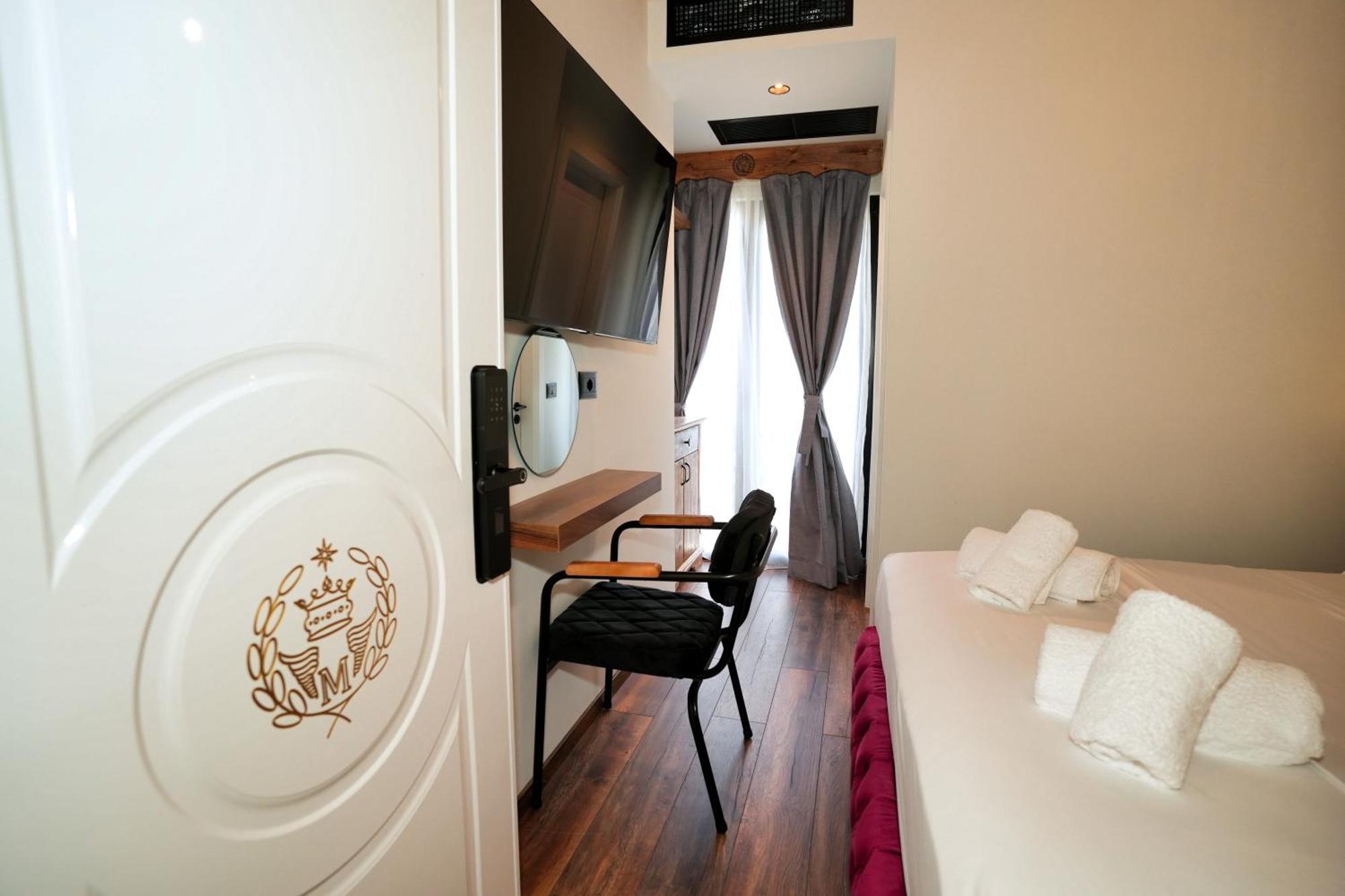 Boutique Hotel Empire Of Martin Gjirokaster Exterior photo